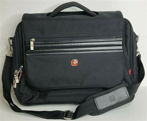 Swiss Gear SA8733 Black TSA Friendly ScanSmart Laptop 